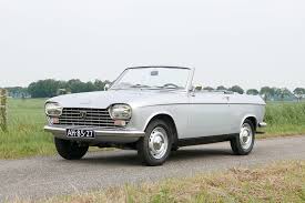 PEUGEOT 204 Cabriolet